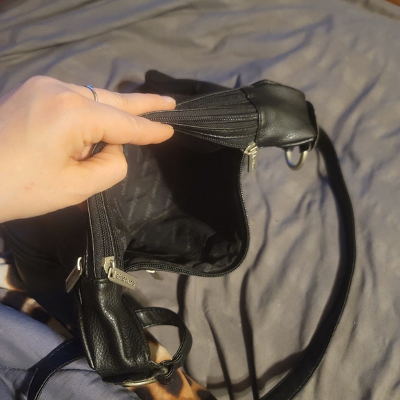 Alfred Dunner Crossbody Purse - Picture 8 of 11